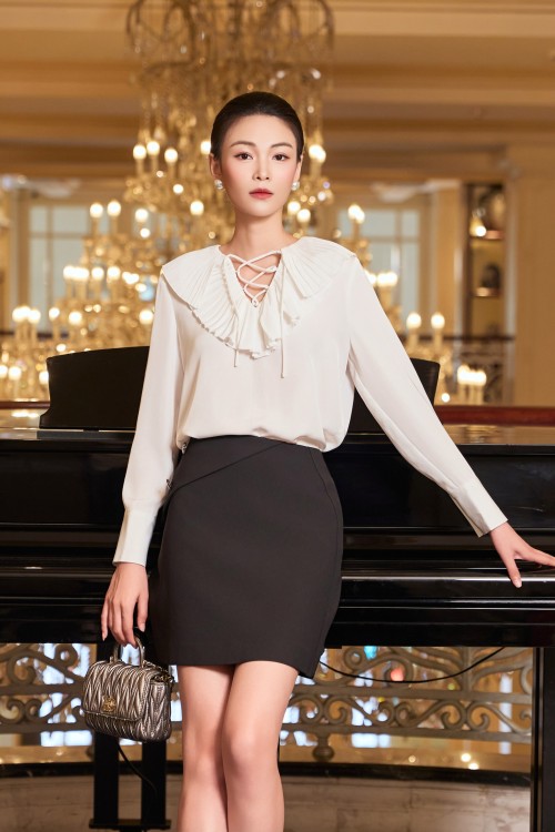 Sixdo White Silk Blouse